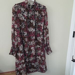 Ann Taylor Floral Long-Sleeve Shift Dress in Black, Pink and White
